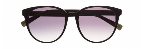 Bold Confidence with VIDERE VICTORIA Black Smoke - Eyes On Brickell Eyes on Brickell: VIDERE VICTORIA Black Smoke